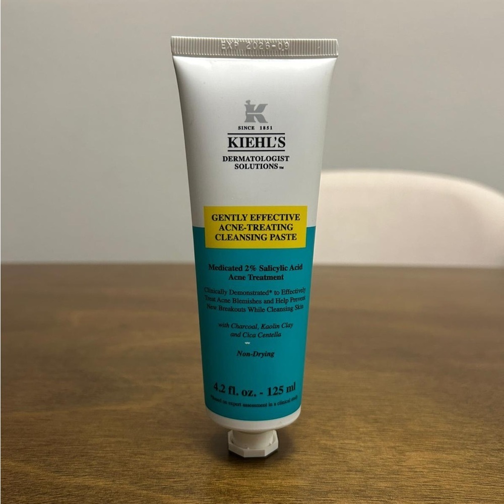 Kiehl’s Gently Effective Acne Treating‎ Cleansing Paste - NWOB - 4.2 Oz - Picture 2 of 10